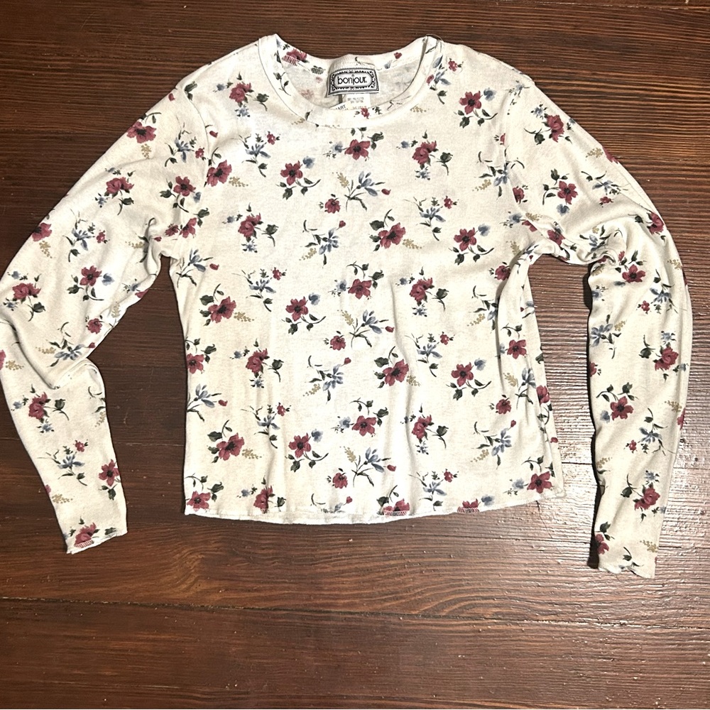 Vintage / Bonjour Long-Sleeve White Top with Floral Pattern size Medium